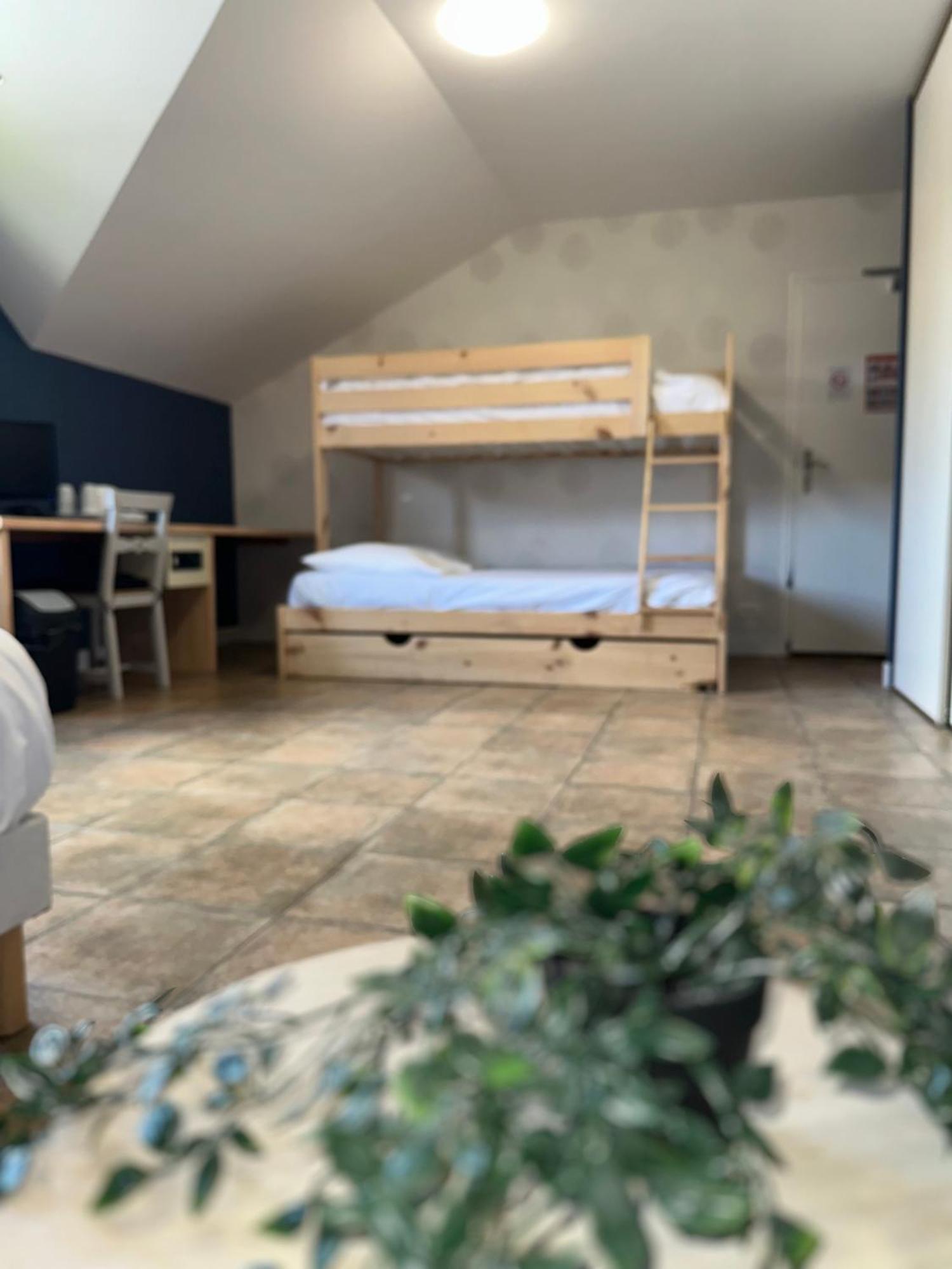 Logis Hotel Volcan Sancy Nébouzat Kültér fotó